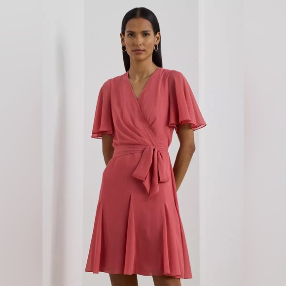 Ralph Lauren Dresses & Skirts - Ralph Lauren Rose Crinkle Georgette Surplice Dress (Size 12)
